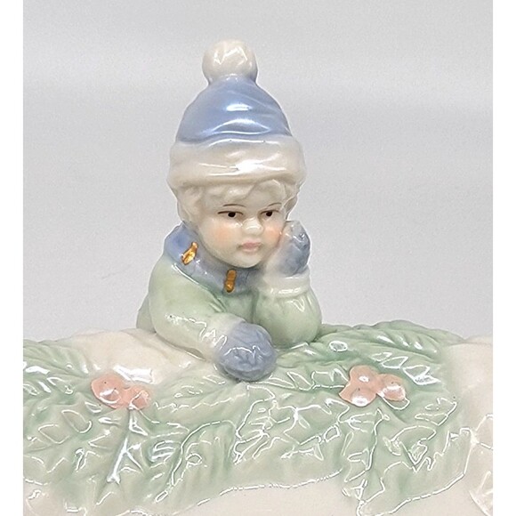 Holiday Ceramic Candy Dish with Winter Children Figurines Snow Cracker Barrel - Picture 5 of 17